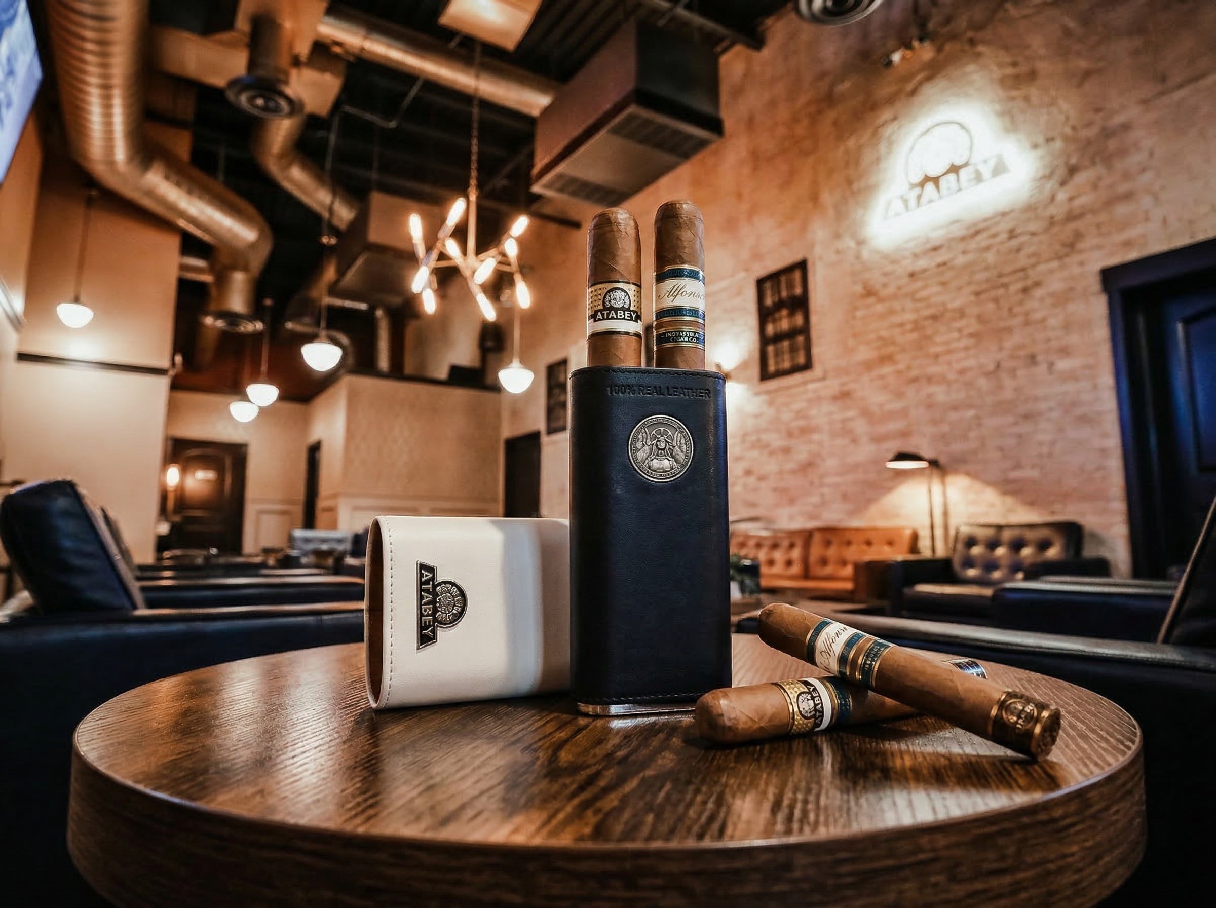 Atabey Leather Case Special Release (2 Ritos + 2 Alfonsos)