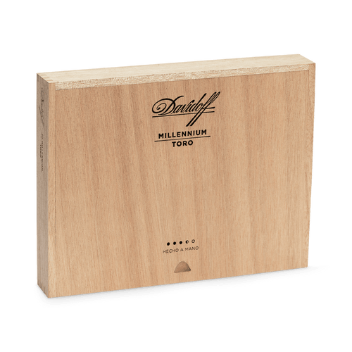 Davidoff Millennium Toro bx10 - Industrial Cigar Co.