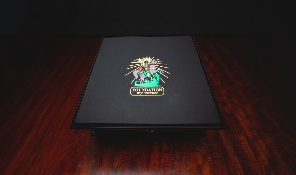 Foundation 10 Year Aniversario bx20 in Special Humidor