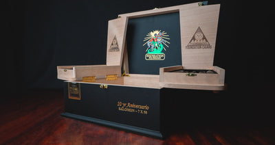 Foundation 10 Year Aniversario bx20 in Special Humidor